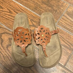 Maurice’s Flower Sandals